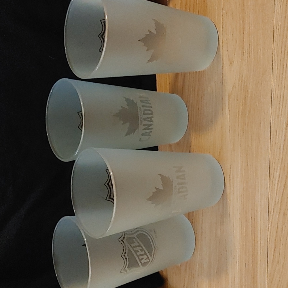 NHL Canadian Frosted Glasses (4)
